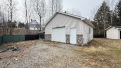 Garage - 