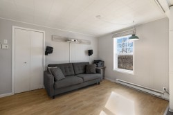 Salon - 
