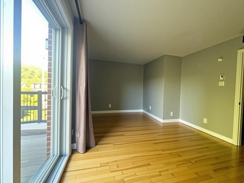 Master Bedroom - 4817 Av. Westmore, Montréal (Côte-Des-Neiges/Notre-Dame-De-Grâce), QC - Indoor Photo Showing Other Room