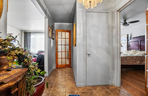 Hall d'entrée/Vestibule - 7052 Av. Lévesque, Montréal (Anjou), QC 