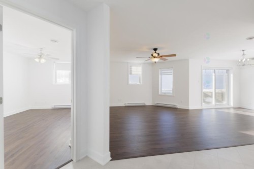 Living Room - 103-2515 Rue Dutrisac, Vaudreuil-Dorion, QC - Indoor