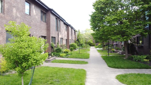 927 Place Soulanges  Brossard, QC J4X 1L8