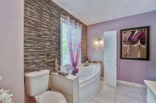 Salle de bains - 14 Rue Boréale, Saint-Hippolyte, QC - Indoor Photo Showing Bathroom
