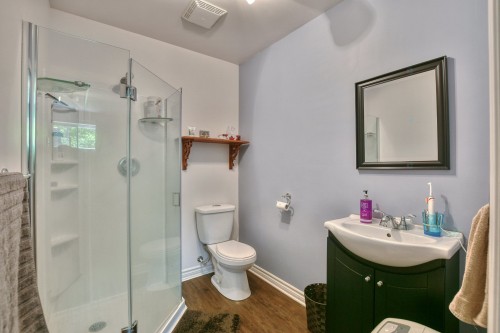 Salle de bains - 14 Rue Boréale, Saint-Hippolyte, QC - Indoor Photo Showing Bathroom
