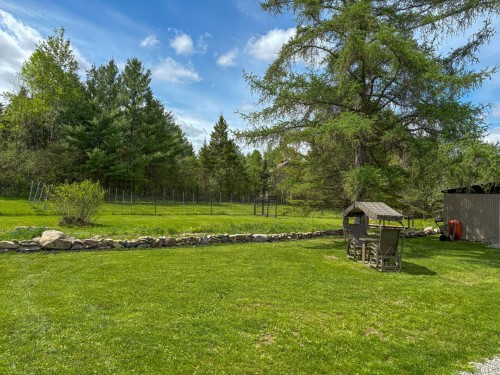Cour - 1035Z Ch. De Valence, Sherbrooke (Fleurimont), QC - Outdoor