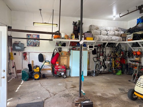 Garage - 1035Z Ch. De Valence, Sherbrooke (Fleurimont), QC - Indoor Photo Showing Garage