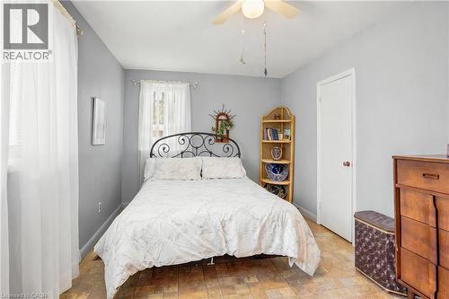 227 Glancaster Road, Ancaster, ON - Indoor Photo Showing Bedroom