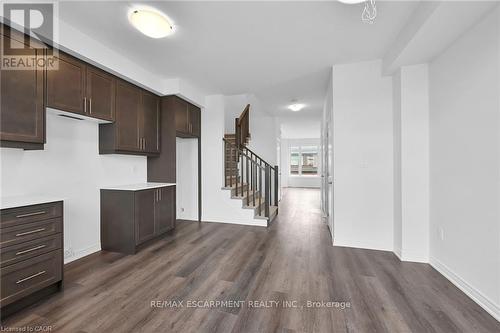 35 - 120 Court Drive, Brant, ON - Indoor