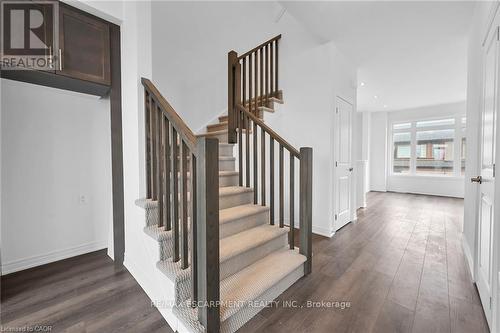 35 - 120 Court Drive, Brant, ON - Indoor Photo Showing Other Room