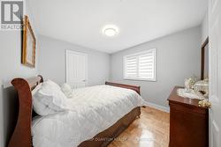 Five piece en suite - 