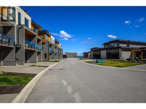 105 Predator Ridge Drive Unit# 21, Vernon, BC - Outdoor