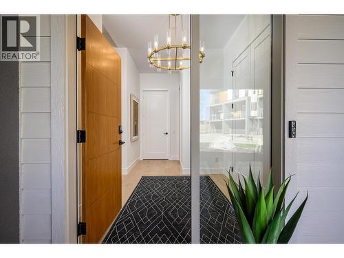 105 Predator Ridge Drive Unit# 21, Vernon, BC - Indoor Photo Showing Other Room