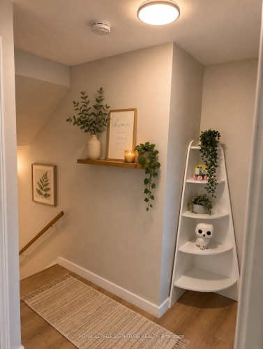 66 Victor Boulevard, Hamilton, ON - Indoor Photo Showing Other Room