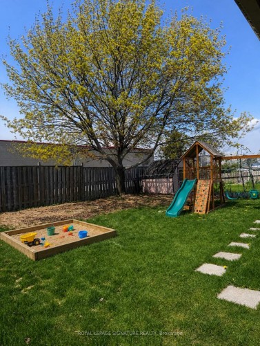 66 Victor Boulevard, Hamilton, ON - Outdoor