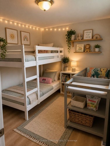 66 Victor Boulevard, Hamilton, ON - Indoor Photo Showing Bedroom