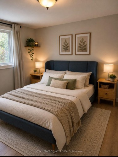 66 Victor Boulevard, Hamilton, ON - Indoor Photo Showing Bedroom