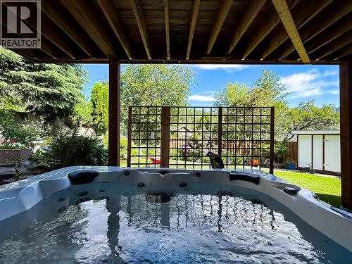 2300 Mcbride Street, Trail, BC - Outdoor