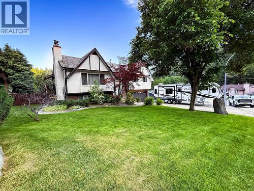2300 Mcbride Street, Trail, BC - Outdoor