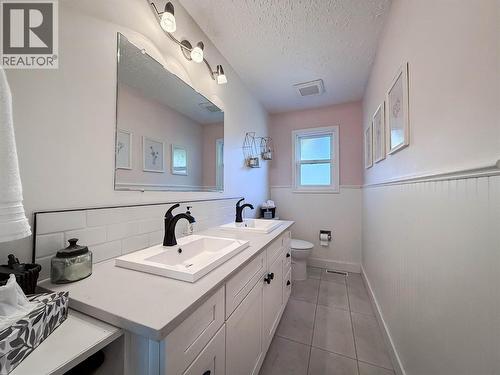 2300 Mcbride Street, Trail, BC - Indoor Photo Showing Bathroom