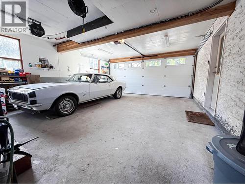 2300 Mcbride Street, Trail, BC - Indoor Photo Showing Garage
