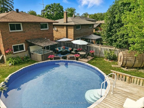 2002 Ingledale Road, Mississauga, ON - Outdoor With Above Ground Pool