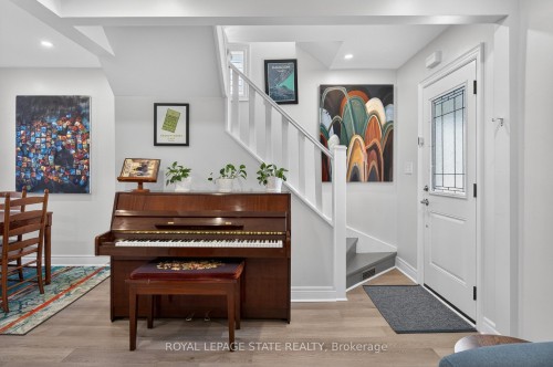 69 Robins Avenue, Hamilton, ON - Indoor Photo Showing Other Room