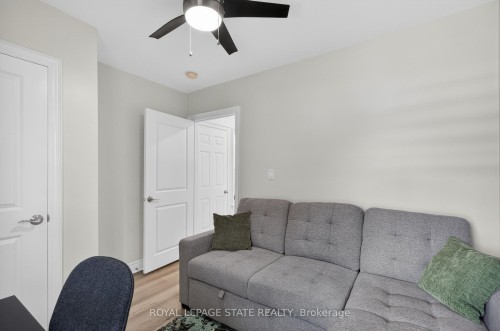 69 Robins Avenue, Hamilton, ON - Indoor