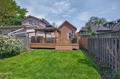 69 Robins Avenue, Hamilton, ON - Outdoor With Deck Patio Veranda