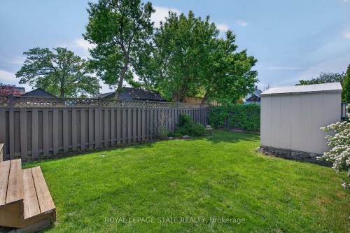 69 Robins Avenue, Hamilton, ON - Outdoor