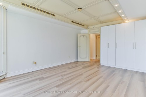 Ph10-55 Harbour Square, Toronto, ON - Indoor Photo Showing Other Room