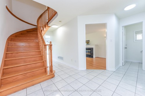 1307 Midgreen Lane, Mississauga, ON 