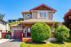 4021 Blackberry Lane  Saanich, BC V8X 5J4