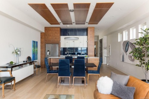 10303 Resthaven Dr, Sidney, BC - Indoor Photo Showing Living Room