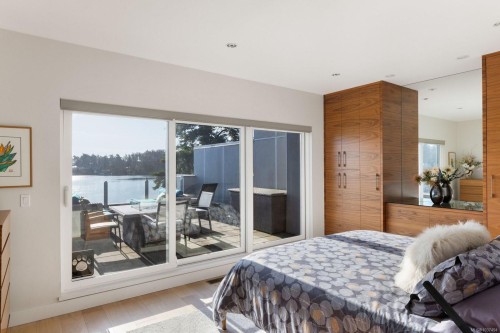 10303 Resthaven Dr, Sidney, BC - Indoor Photo Showing Bedroom