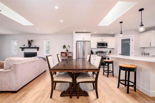 3238 Malcolm Rd, Chemainus, BC 