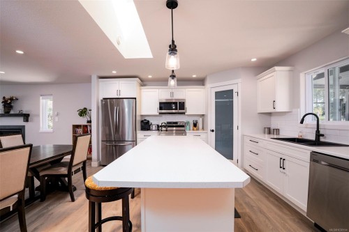 3238 Malcolm Rd, Chemainus, BC 