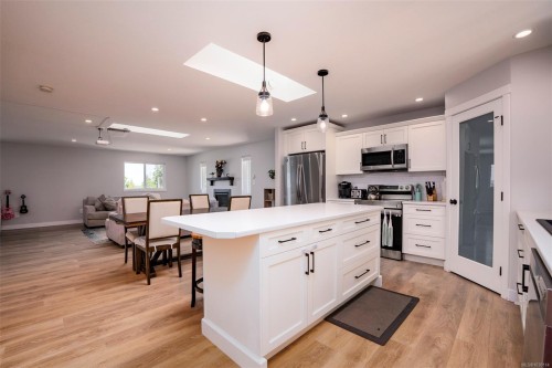 3238 Malcolm Rd, Chemainus, BC 