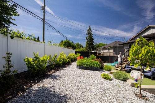 3238 Malcolm Rd, Chemainus, BC 