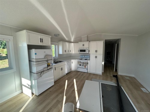 #9-731 Marine Dr, Ucluelet, BC 