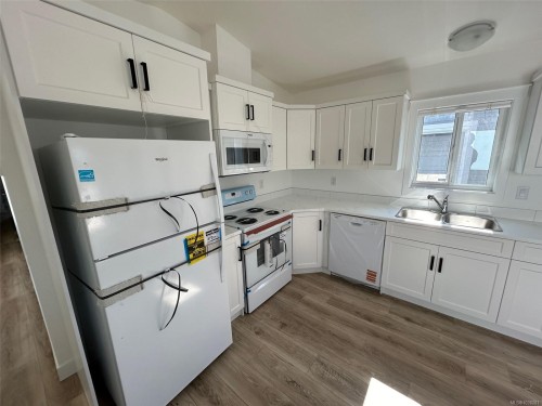 #9-731 Marine Dr, Ucluelet, BC 