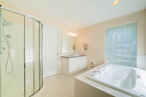 4802 Laguna Way, Nanaimo, BC 