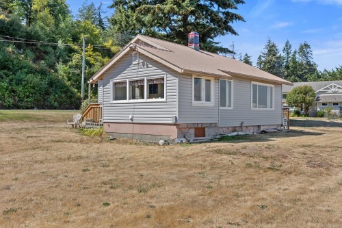 1494 Wilkinson Rd, Comox, BC 