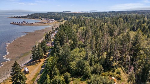 1494 Wilkinson Rd, Comox, BC 