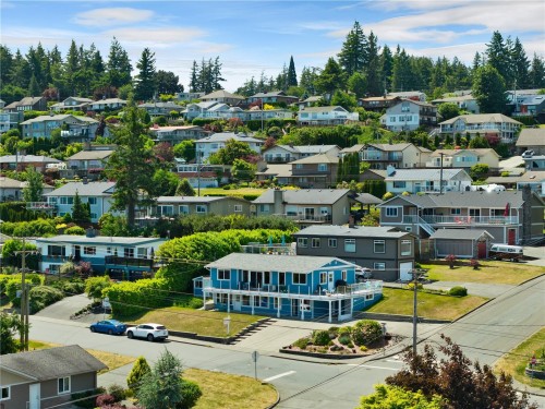 85 Pinecrest Rd, Campbell River, BC 