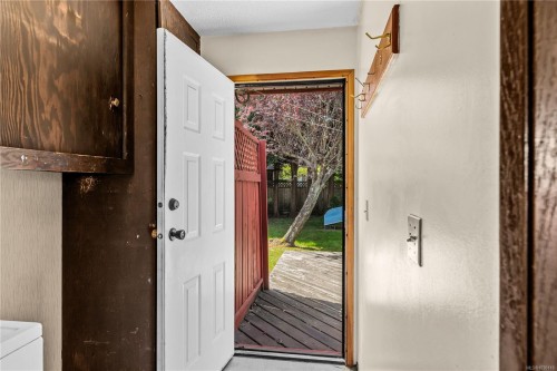 543 Grayson Rd, Campbell River, BC 