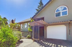 2375 Glenellen Pl Nanoose Bay, BC V9P 9G3