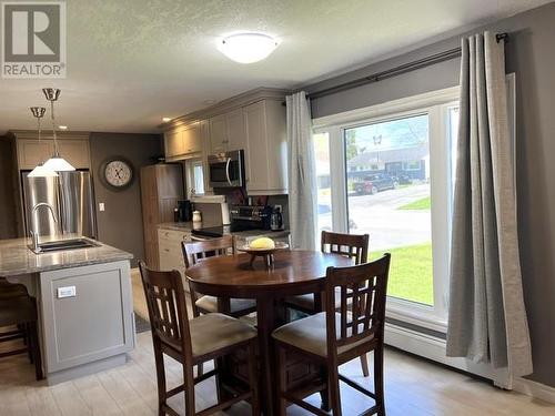 1346 Wedgewood Drive, Greater Sudbury, ON - Indoor Photo Showing Dining Room