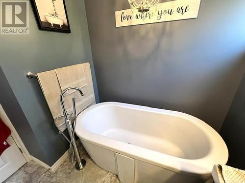 1346 Wedgewood Drive, Greater Sudbury, ON - Indoor Photo Showing Bathroom