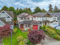 6618 Steeple Chase Sooke, BC V9Z 0W3