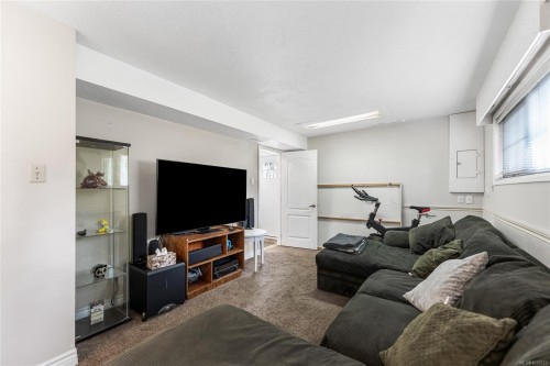 2280 Aldeane Ave, Colwood, BC 
